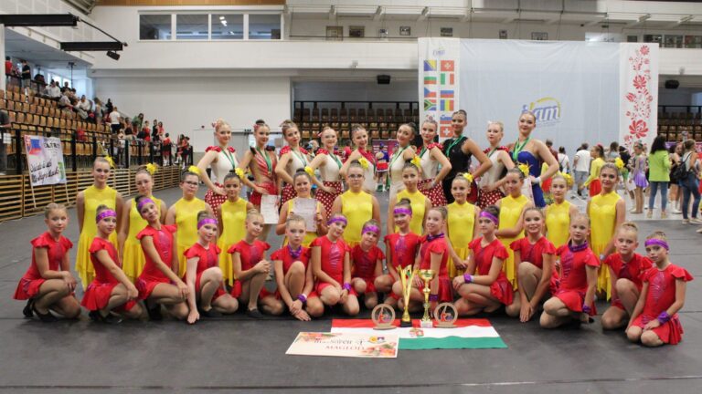 Maglódi mazsorettek: négyszeres világbajnokok