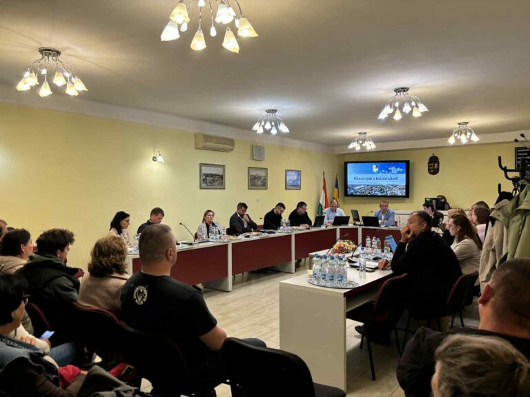 Beszámolók, buszmegállók és építési kérdések